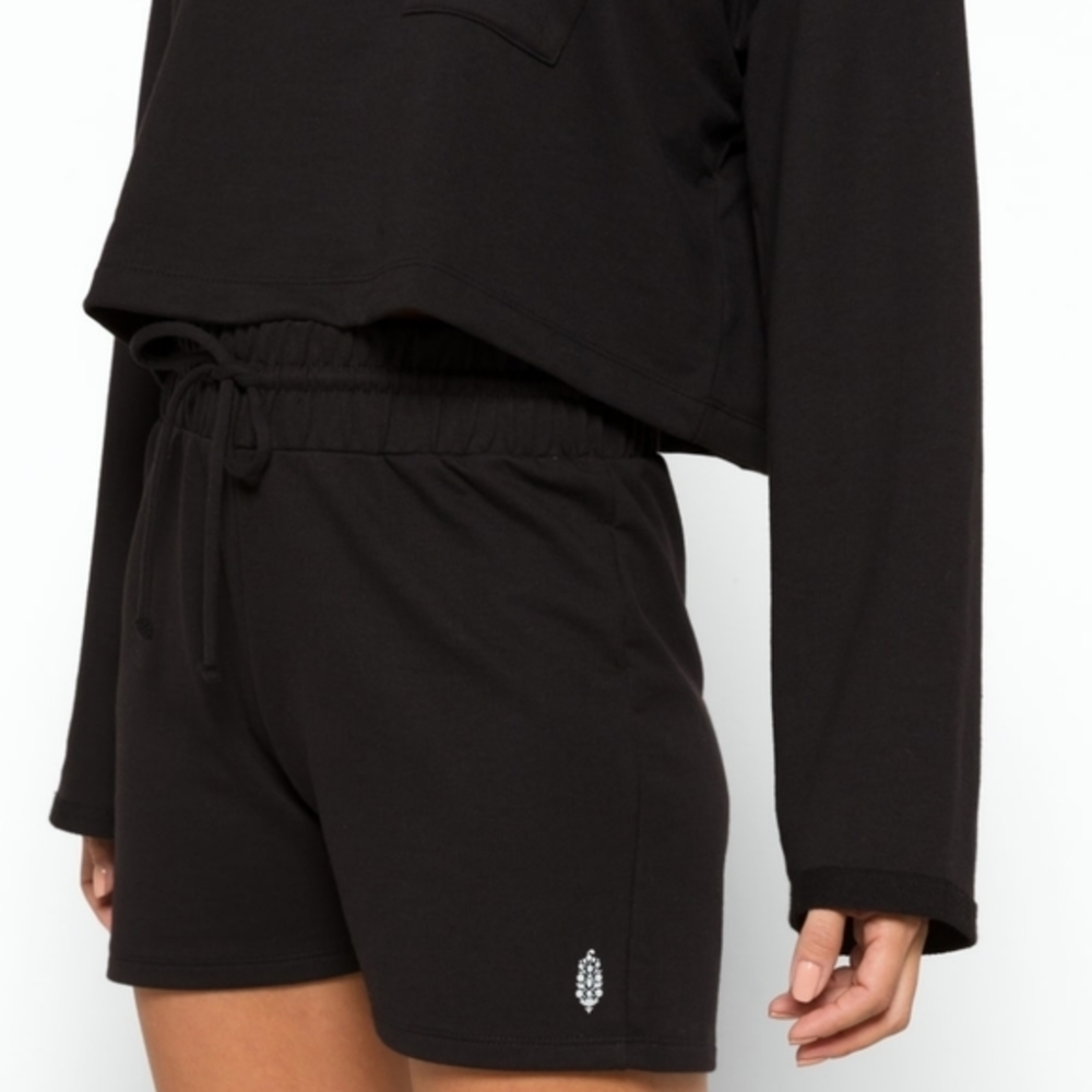 Sold! Free People Movement Sunny Athleisure Set Shorts Top 2-Piece Black - Picture 9 of 16